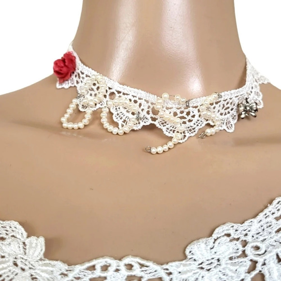 Hand Crafted Jewelry - Scalloped Hem BOSS pearl Lace Choker